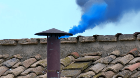 Blauwe rook: nieuwe paus een jongen