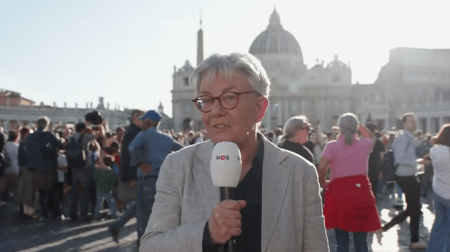 Correspondent Vaticaanstad meldt op LinkedIn dat ze komende 20 jaar weer tijd heeft voor nieuwe klussen