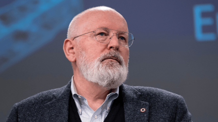 Discussie binnen VVD laait op: is het genocide wat Frans Timmermans aan het doen is?