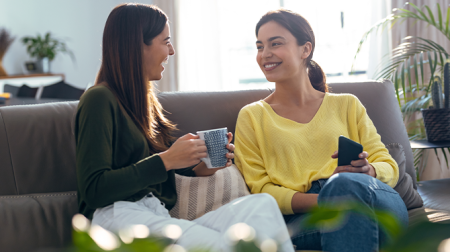Vrouw houdt 40 minuten lange monoloog over jongen die obsessed met haar is