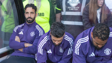 Manchester United informeert in Arnhem wat ervoor nodig is om proflicentie in te leveren