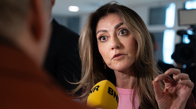 Yesilgöz ziet kabinet met VVD 'niet gebeuren' cover
