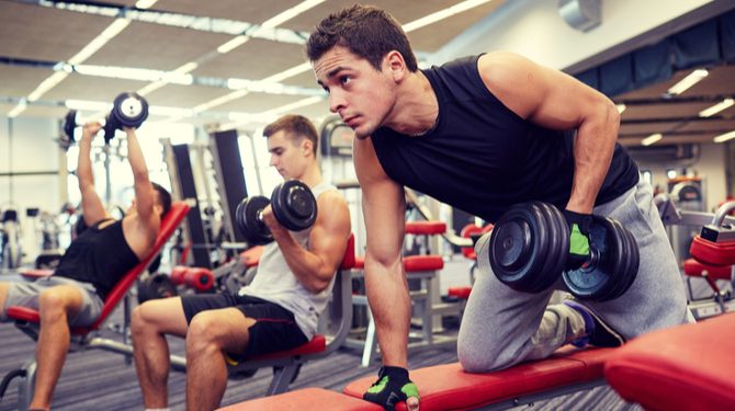 thema Kloppen van mening zijn Man na jaar naar de gym nog niet fit genoeg om 'sportschool' te zeggen