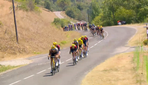 Graadje koeler dan verwacht in Frankrijk: Tour-organisatie verlengt etappe met 50 km