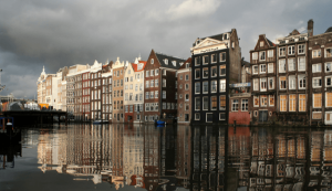 Vannacht veel regen verwacht in Amsterdam